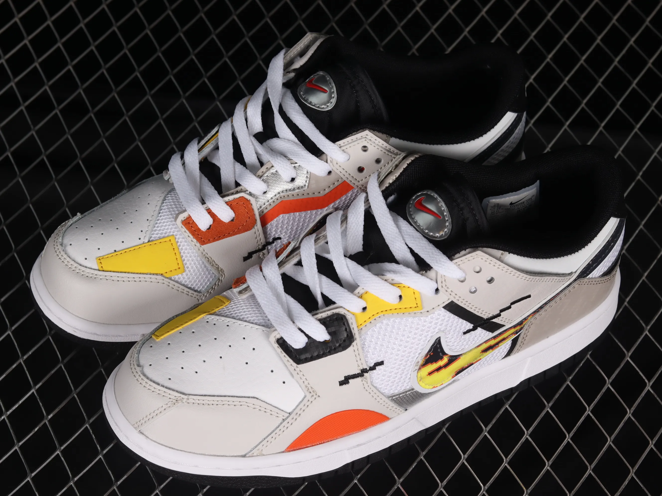 All categories Nk SB Dunk series Nk SB Dunk Low low-top skate shoes Nk Dunk Scrap stitching low-top skate shoes DX6058-101